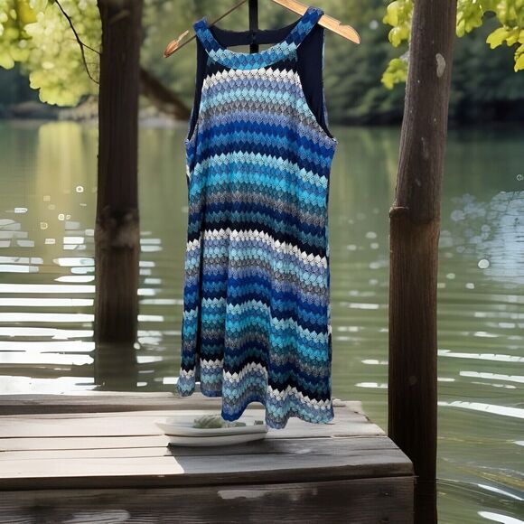 Roxberi Dress Large Crochet Zig Zag Blue Knit V Back Trapeze Shift Knee Length - Picture 1 of 7